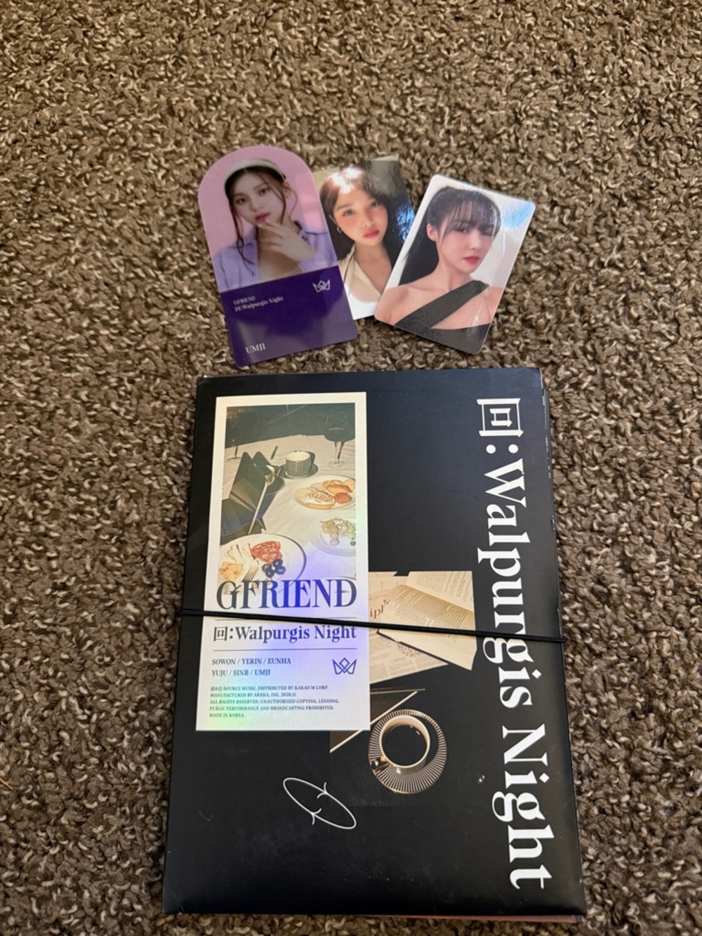 GFRIEND 回:Walpurgis Night Album - Black with Photocards KPOP